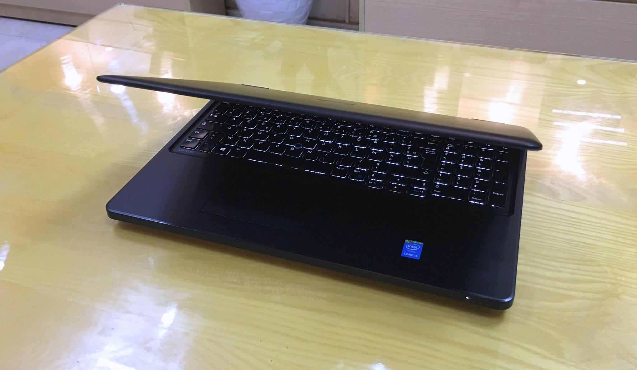 Laptop Dell Laititude E5550-9.jpg